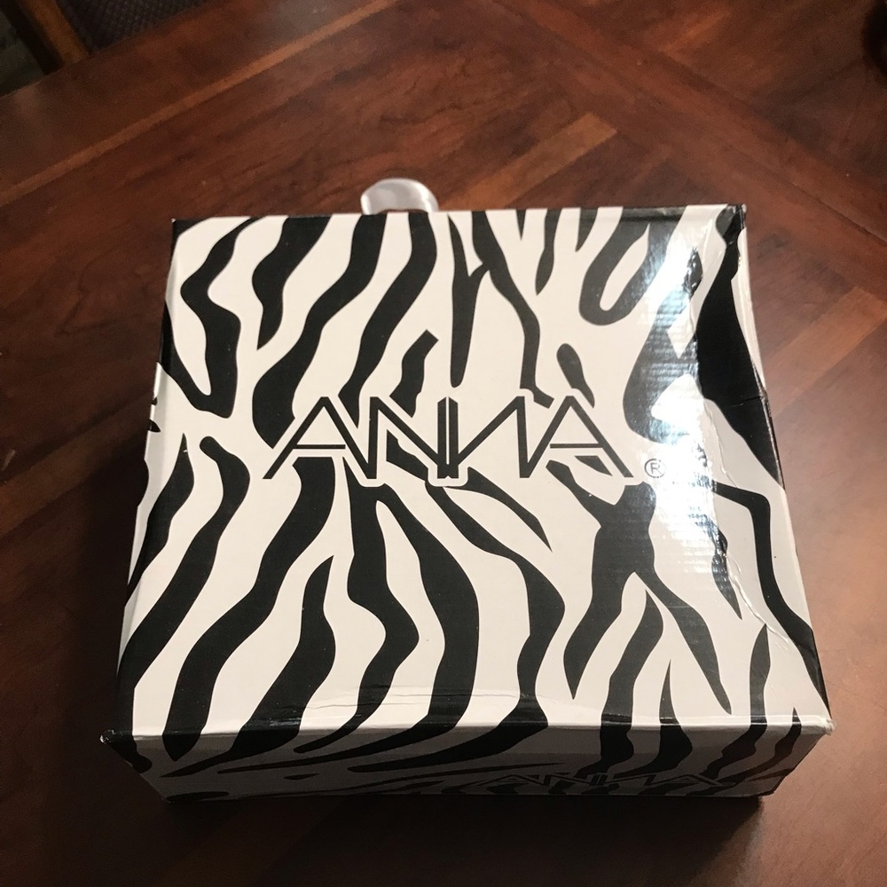 Anna Boots - image 6